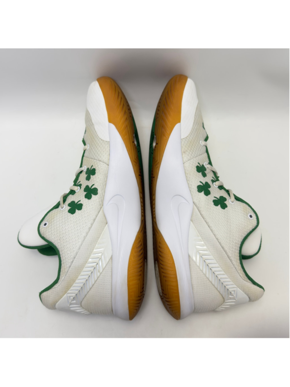 Men's Nike Kyrie Flytrap II Celtics Basketball Sneakers Size 14 White Green - Picture 10 of 12
